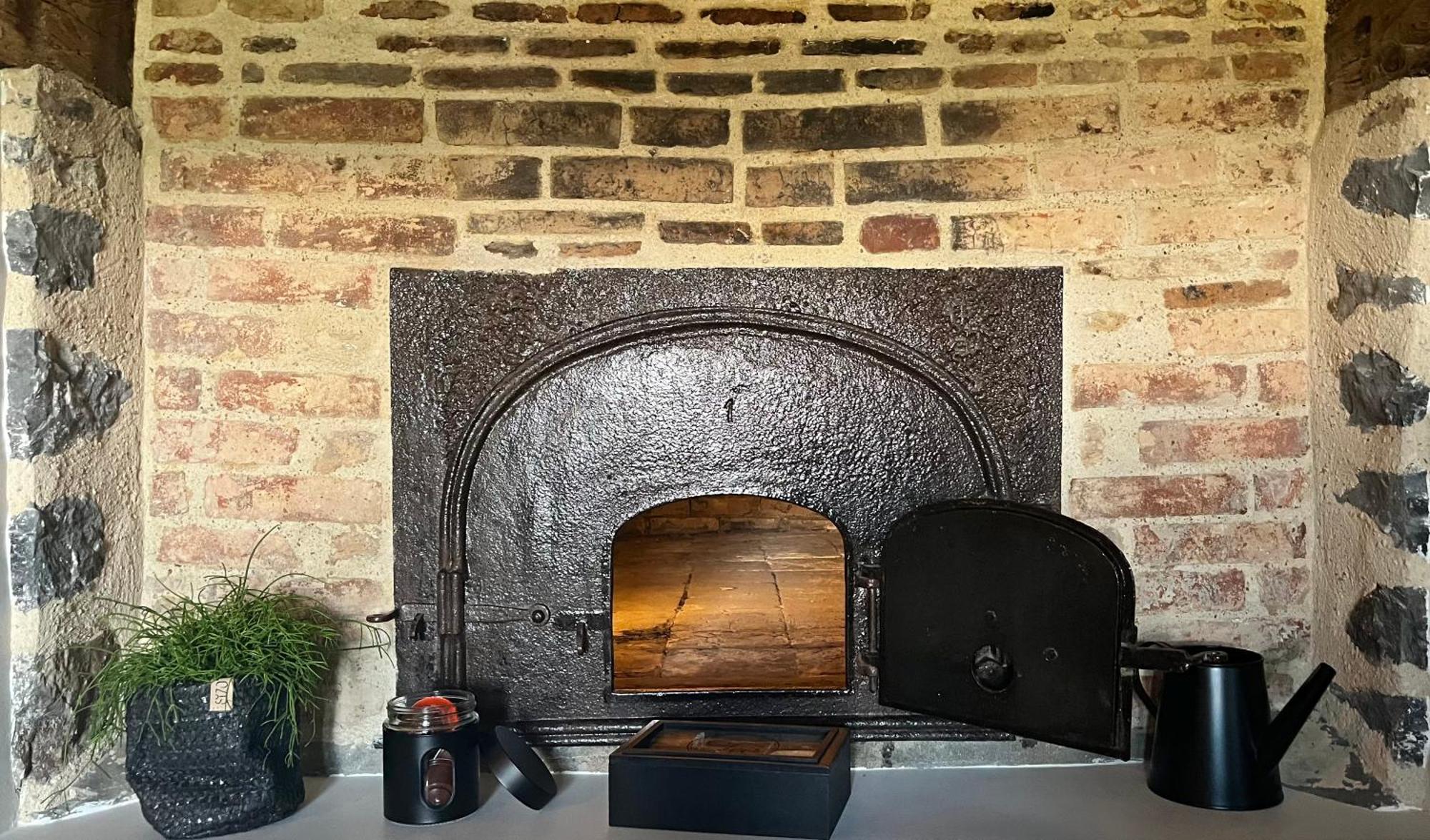 La Douce Halte - Gites Avec Spa Ou Sauna Saint-Ouen-Des-Toits Dış mekan fotoğraf